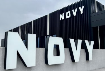 Campanas Novy; Visita a la fábrica